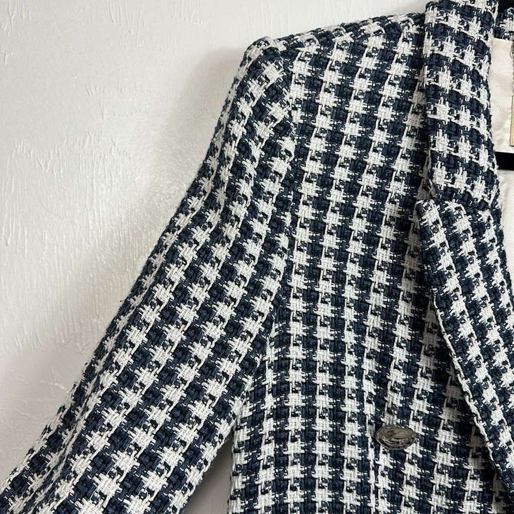Elie Tahari Blue And White Tweed Double Breasted Blazer Size 8 - Picture 3 of 12